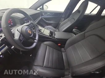 2024 Porsche Panamera 4 – miniatura 7
