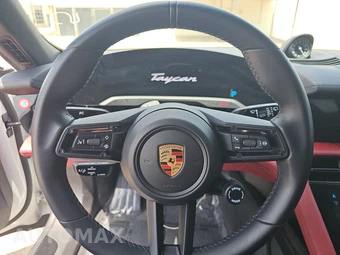 2024 Porsche Taycan 4S Cross Turismo - miniatura 10