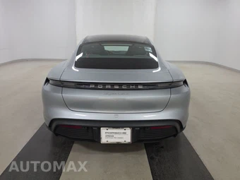 2024 Porsche Taycan 4S – miniatura 5