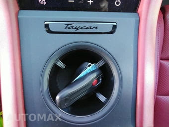 2024 Porsche Taycan 4S – miniatura 21