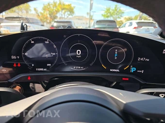 2024 Porsche Taycan GTS – miniatura 9