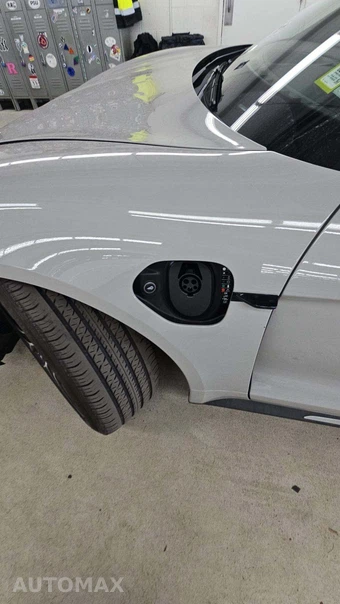2024 Porsche Taycan – miniatura 19