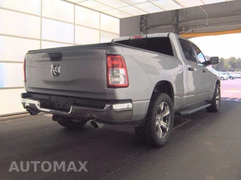 2024 Ram 1500 Big Horn Crew Cab Medium Bed - miniatura 4