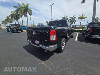 2024 Ram 1500 Big Horn Crew Cab Short Bed - miniatura 3