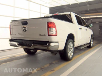 2024 Ram 1500 Big Horn Crew Cab Short Bed - miniatura 4