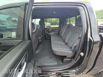 2024 Ram 1500 Big Horn Crew Cab Short Bed - miniatura 10