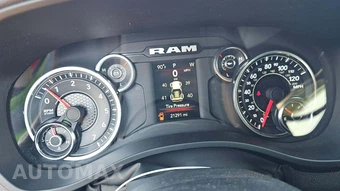 2024 Ram 1500 Big Horn Crew Cab Short Bed - miniatura 19