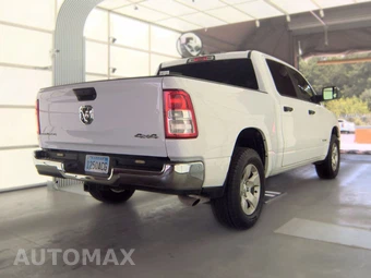 2024 Ram 1500 Big Horn Crew Cab Short Bed - miniatura 4