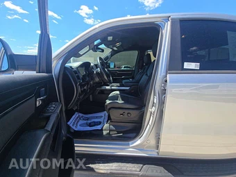 2024 Ram 1500 Big Horn Crew Cab Short Bed - miniatura 3