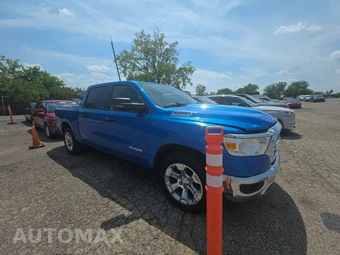 2024 Ram 1500 Big Horn Crew Cab Short Bed - miniatura 3