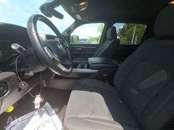 2024 Ram 1500 Big Horn Crew Cab Short Bed - miniatura 7