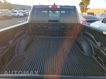2024 Ram 1500 Big Horn Crew Cab Short Bed - miniatura 16