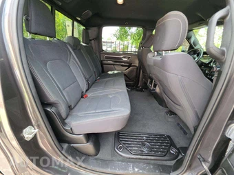 2024 Ram 1500 Big Horn Crew Cab Short Bed - miniatura 16