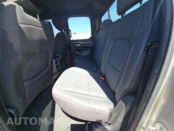 2024 Ram 1500 Big Horn Extended Cab Medium Bed - miniatura 13