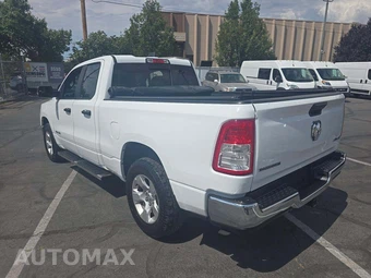 2024 Ram 1500 Big Horn Extended Cab Medium Bed - miniatura 2