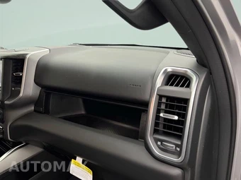 2024 Ram 1500 Big Horn Extended Cab Medium Bed - miniatura 13
