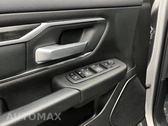 2024 Ram 1500 Big Horn Extended Cab Medium Bed - miniatura 41