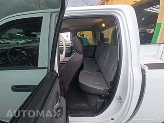 2024 Ram 1500 Classic SLT Extended Cab Medium Bed - miniatura 10