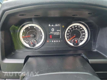 2024 Ram 1500 Classic SLT Extended Cab Medium Bed - miniatura 6