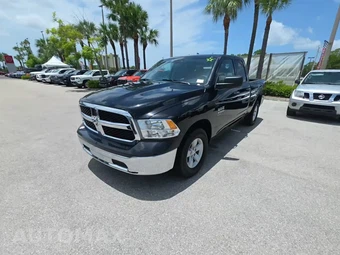 2024 Ram 1500 Classic SLT Extended Cab Medium Bed