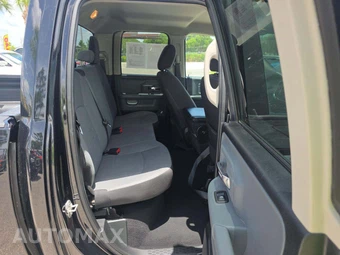 2024 Ram 1500 Classic SLT Extended Cab Medium Bed - miniatura 13