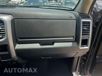2024 Ram 1500 Classic SLT Extended Cab Medium Bed - miniatura 16