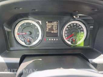 2024 Ram 1500 Classic SLT Extended Cab Medium Bed - miniatura 6