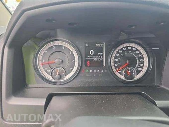 2024 Ram 1500 Classic SLT Extended Cab Medium Bed - miniatura 10