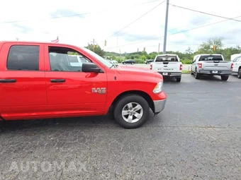 2024 Ram 1500 Classic SLT Extended Cab Medium Bed - miniatura 5