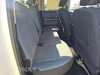2024 Ram 1500 Classic SLT Extended Cab Medium Bed - miniatura 16