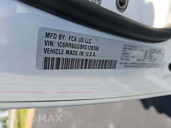 2024 Ram 1500 Classic SLT Extended Cab Medium Bed - miniatura 5