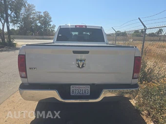 2024 Ram 1500 Classic SLT Extended Cab Medium Bed - miniatura 5
