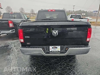 2024 Ram 1500 Classic SLT Extended Cab Medium Bed - miniatura 3