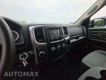 2024 Ram 1500 Classic SLT Extended Cab Medium Bed - miniatura 10