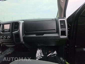 2024 Ram 1500 Classic SLT Extended Cab Medium Bed - miniatura 19
