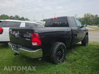 2024 Ram 1500 Classic SLT Extended Cab Medium Bed - miniatura 3
