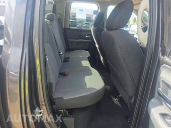 2024 Ram 1500 Classic SLT Extended Cab Medium Bed - miniatura 16