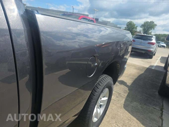 2024 Ram 1500 Classic SLT Extended Cab Medium Bed - miniatura 25