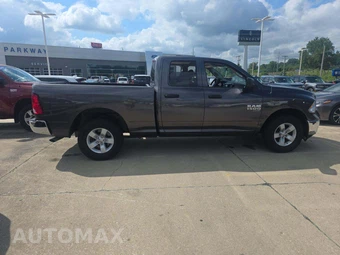 2024 Ram 1500 Classic SLT Extended Cab Medium Bed - miniatura 4