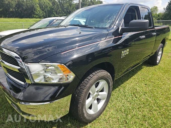 2024 Ram 1500 Classic SLT Extended Cab Medium Bed