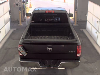 2024 Ram 1500 Classic SLT Extended Cab Medium Bed - miniatura 5