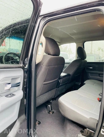 2024 Ram 1500 Classic SLT Extended Cab Medium Bed - miniatura 7