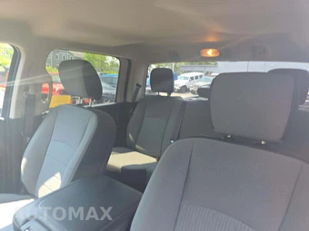 2024 Ram 1500 Classic Tradesman Crew Cab Medium Bed - miniatura 11