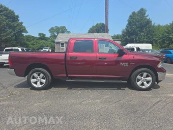 2024 Ram 1500 Classic Tradesman Crew Cab Medium Bed - miniatura 4
