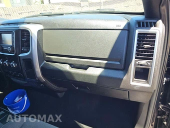 2024 Ram 1500 Classic Warlock Crew Cab Short Bed - miniatura 16
