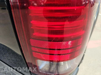 2024 Ram 1500 Classic Warlock Crew Cab Short Bed - miniatura 23