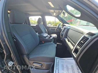 2024 Ram 1500 Classic Warlock Crew Cab Short Bed - miniatura 18
