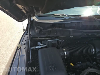 2024 Ram 1500 Classic Warlock Crew Cab Short Bed - miniatura 24