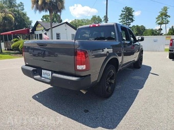 2024 Ram 1500 Classic Warlock Crew Cab Short Bed - miniatura 3