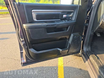 2024 Ram 1500 Classic Warlock Crew Cab Short Bed - miniatura 9
